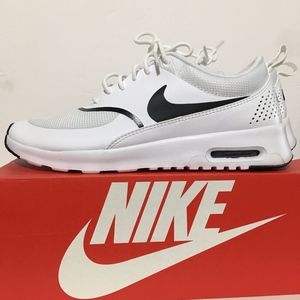 Nike Air Max Thea Size 7.5 White Black